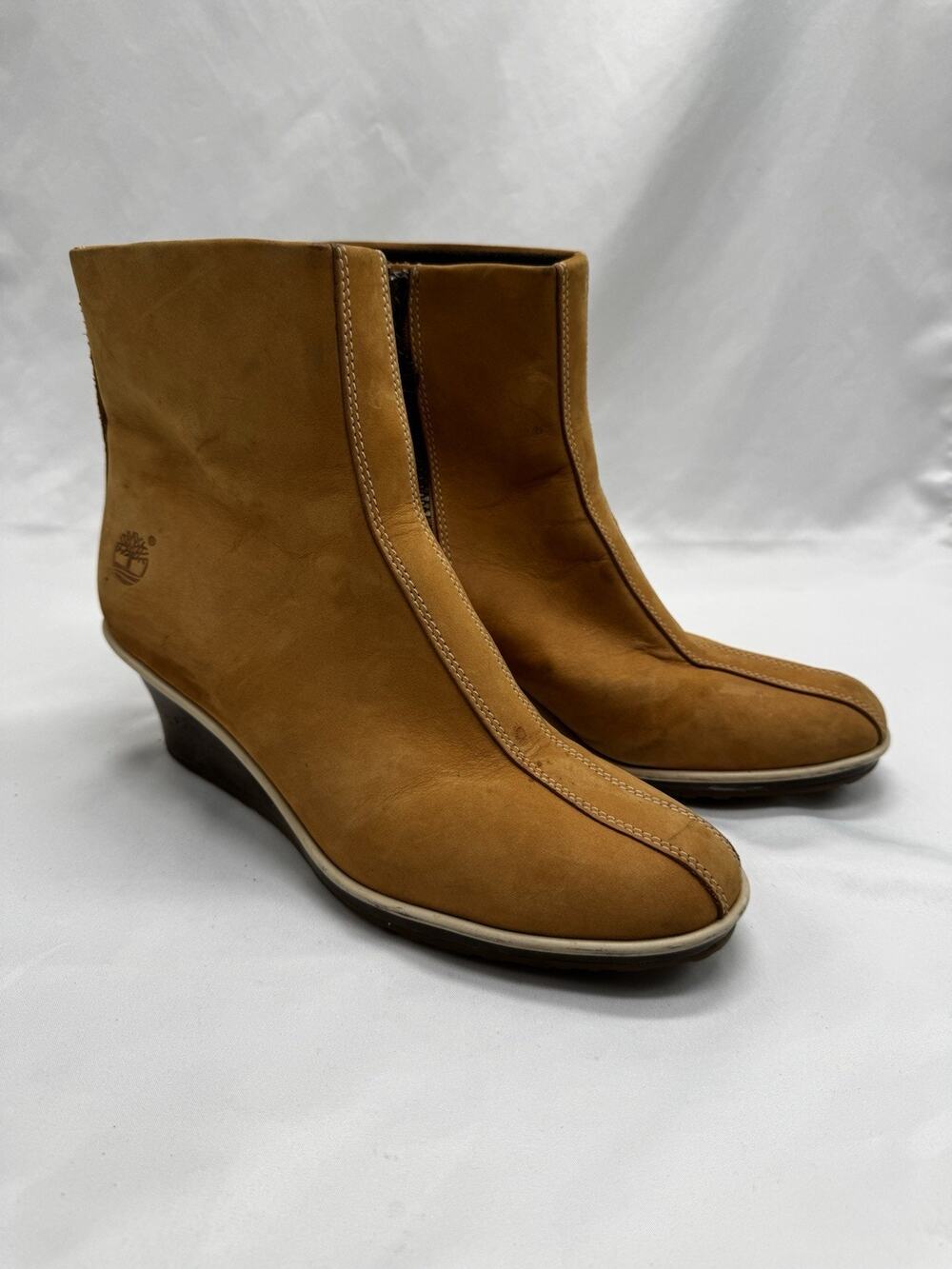 Timberland Wedge Boots Womens Tan Suede Zipper 2.5" Heel Pull On Shoe Sz US 8.5